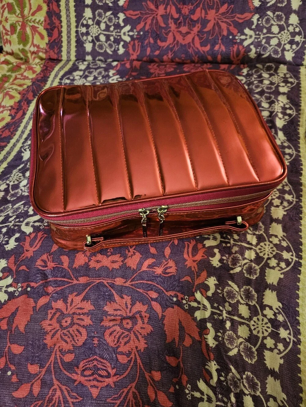 Lancome   Metallic Red Women’s Travel Cosmetic Case